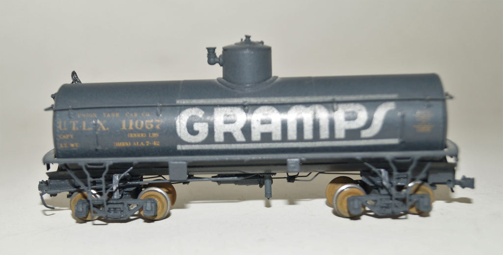 U.T.L.X.　GRAMPS  FRAMELESS TANK CAR　HOn3 Hon3, Tomalco, Brass, Gramps oil Tank Car #11057 – Southwest