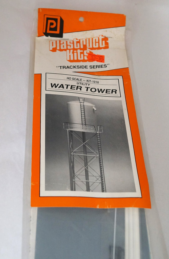 Ho Scale, Plastruct Kits "Trackside Series" Kit 1016, Utility Water T